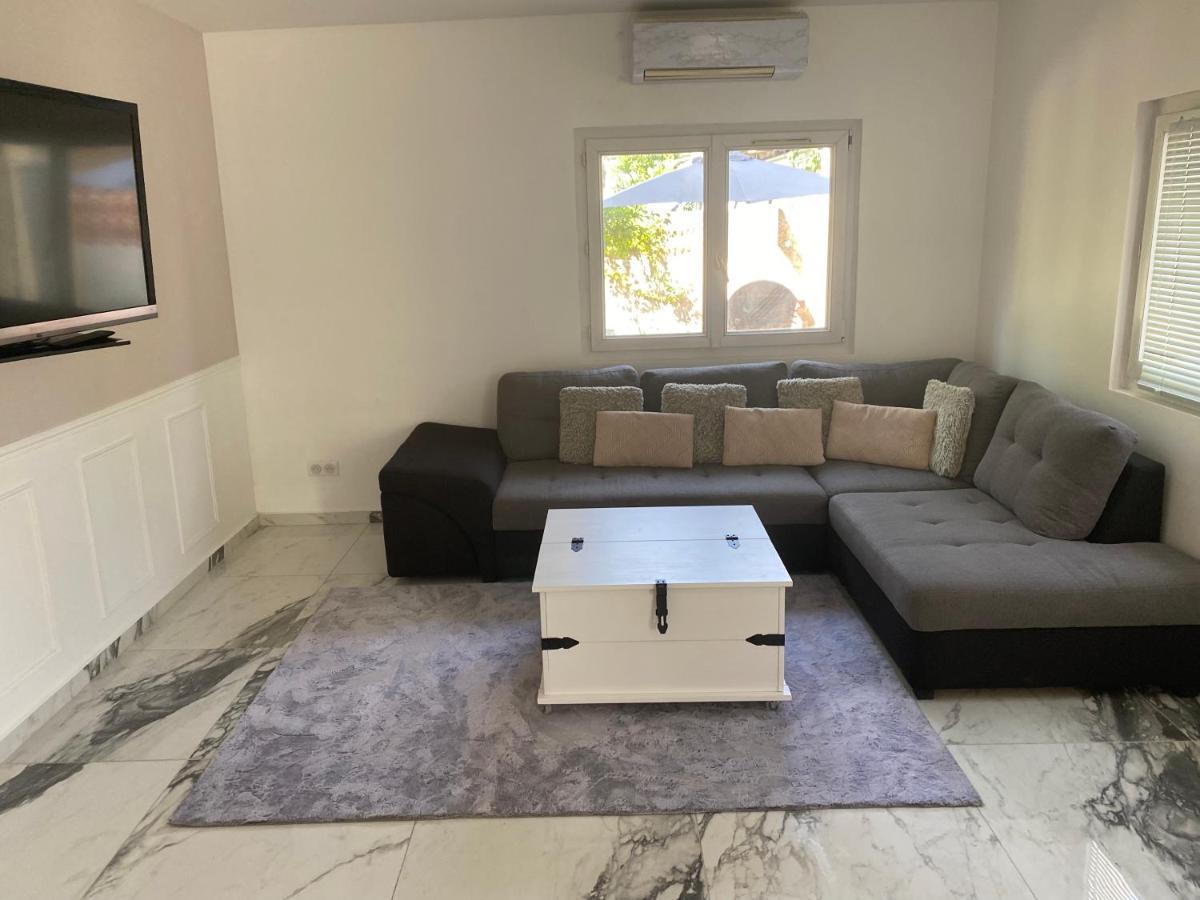 3 Pieces Climatise En Rez De Jardin Avec Piscine Lägenhet Villeneuve-Loubet Exteriör bild